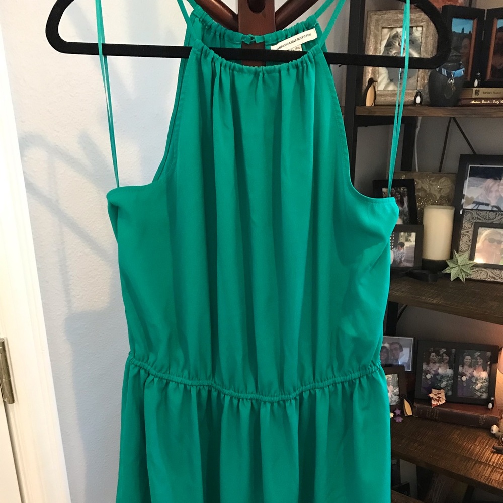 Green dress with cinched waist